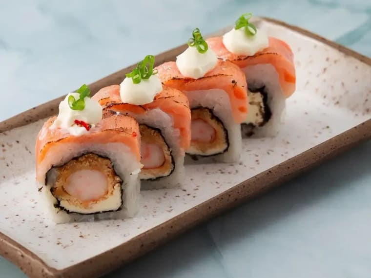 Uramaki Especial Salmão